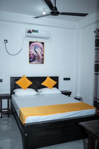 Deluxe Double Room image 5