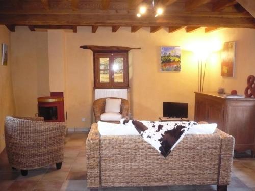 Gîte 3 épis dans corps de ferme restauré - 2 chambres, 4 pers. - FR-1-496-92 (Gite 3 epis dans corps de ferme restaure - 2 chambres, 4 pers. - FR-1-496-92) in ชอบงนิเญ เลส แบงส์