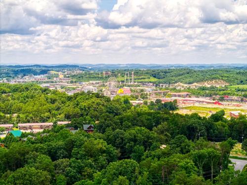 Forever Yours in Pigeon Forge, USA