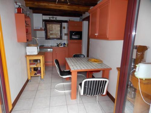 Gîte cosy à Neuvy avec jardin et animaux acceptés - FR-1-489-213 (Gite cosy a Neuvy avec jardin et animaux acceptes - FR-1-489-213) in Magny-Cours