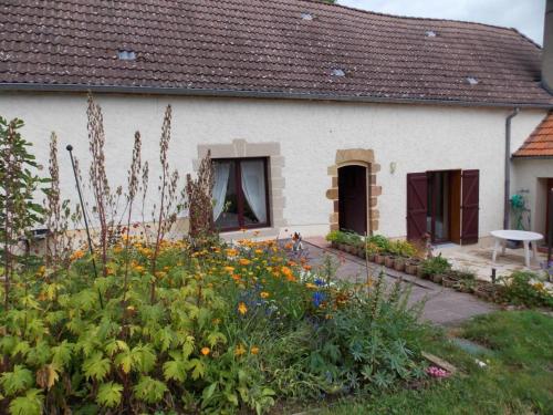 House Location gîte neuvy 1 pièce 2 personnes - image 8