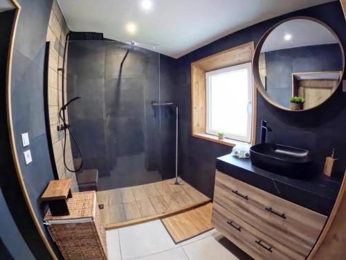 Gîte de charme avec animaux admis et Wi-Fi à Saint-Nicolas-des-Biefs - FR-1-489-553 (Gite de charme avec animaux admis et Wi-Fi a Saint-Nicolas-des-Biefs - FR-1-489-553) in Saint Nicolas Des Biefs