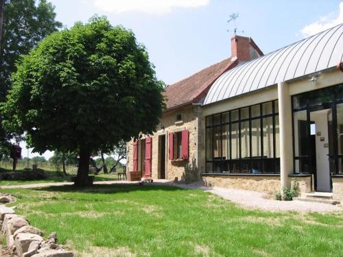 Gîte Beaune-d'Allier 5 pièces 8 personnes - FR-1-489-228 - image 3