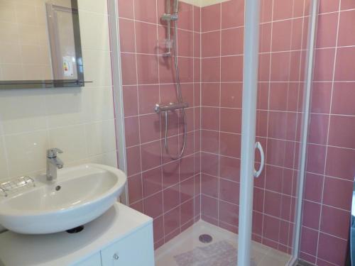 Gîte Meillard 3 pièces 4 personnes - FR-1-489-93 - image 3