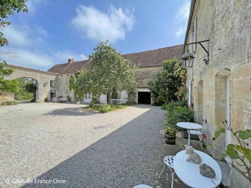 Maison chaleureuse aux portes d'Argentan - 9 pers. - FR-1-497-131 in Argentan