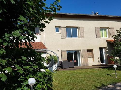 Gîte Maringes 3 pièces 4 personnes - FR-1-496-174 - image 8