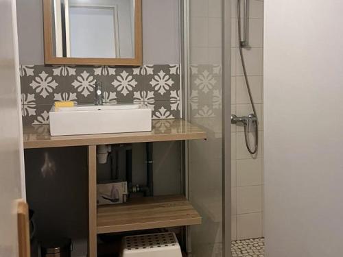 Gîte Saint-André-d'Apchon 3 pièces 5 personnes - FR-1-496-143 - image 2