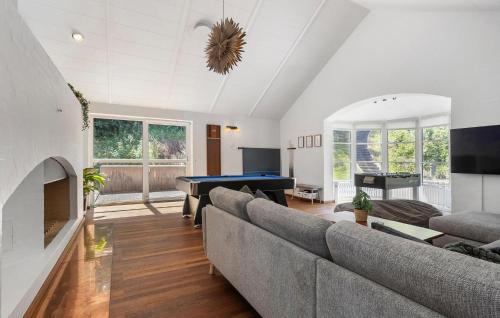 Five Bedroom Beautiful Home In Sindal in Sindal