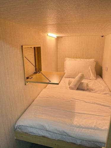 Luxury Private Capsule Room near Business Bay Downtown, Dubai (foto 8)