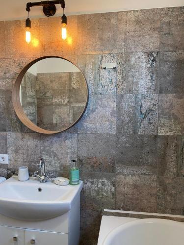 Sunny apartment with side view to the Danube in Sulina