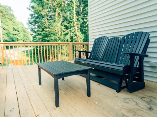 Corton Lodge on the Elk River - Riverview Suite in Elkview (WV)