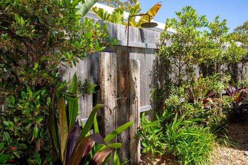 Lemon Drop - Short Walk to Beach - image 4