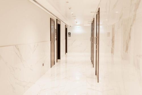 Chic Business Bay Retreat l Pool, Luxury Amenities, Dubaj (fotografie 2)
