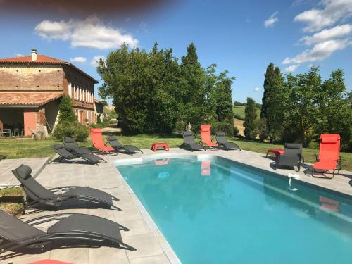 Viesnīcas āriene, Panoramic Views Of The Pyrenees In Lauragais in Cintegabelle