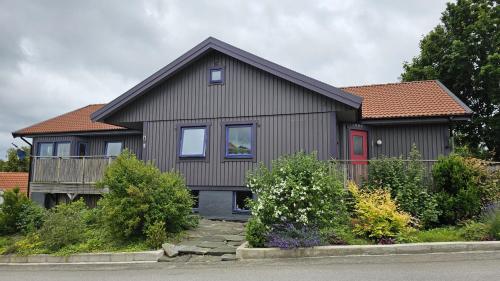Apartment in Stocken, with sauna, 250 m from the sea in Gullholmen