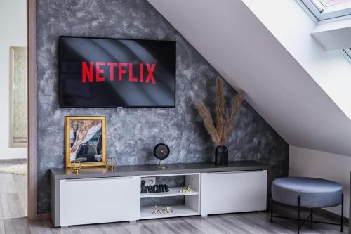 Luxury City Loft Modern and Elegant, Bratislava (foto 3)
