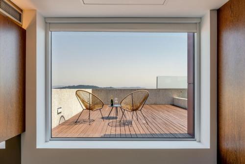 Skyline Retreat with pool by Portugal Active in Matos