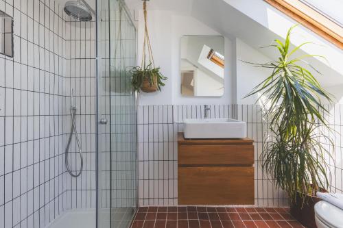 Modern Comforts in a Designer Home, Londýn (fotografie 9)