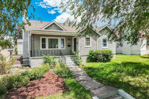 4 Bedrooms Classic Home Near Downtown COS BBQ