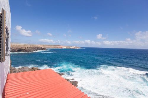PentHouse Loft - Terrace & Natural Pool in Galdar