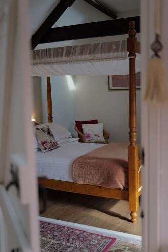 1 double bed