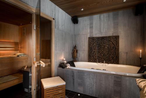 Spacious and exclusive house in Stenungsund SE09109 in สเตนุกซุนด์