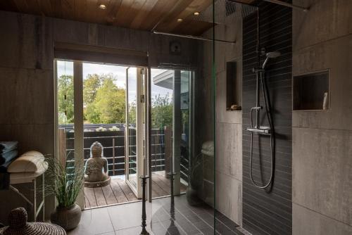 Spacious and exclusive house in Stenungsund SE09109 in สเตนุกซุนด์