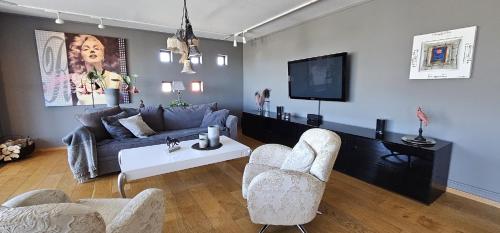 Spacious and exclusive house in Stenungsund SE09109 in สเตนุกซุนด์