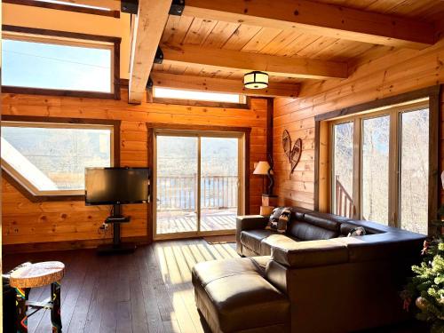 Ski Chalet - Mountain and Spa - Chalet Heritage, Saint-Philémon (foto 3)