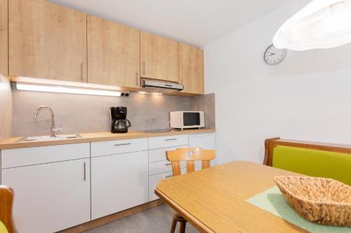 Standard Apartment with Shower