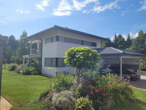 Don Papas Büruh Apartment in Velden am Wörthersee, Österreich