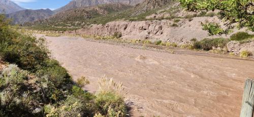Cabin by the Mendoza River, Potrerillos (fotografie 8)