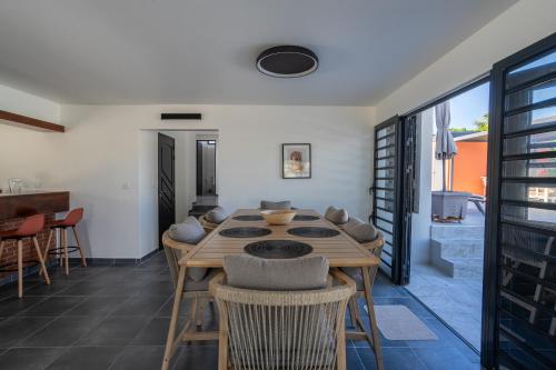 Dotări, Villa Kaz Korail in Le Vauclin