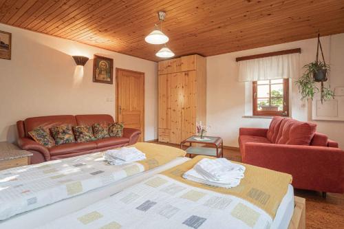 Apartments in Stari trg ob Kolpi - Süd-Ost Slowenien 42908 (Apartments in Stari trg ob Kolpi - Sud-Ost Slowenien 42908) in Dragatus