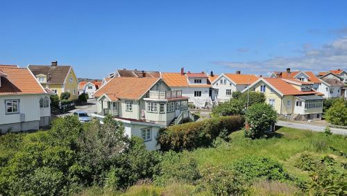 West Coast house 50m from the harbor in Edshultshall in Halleviksstrand