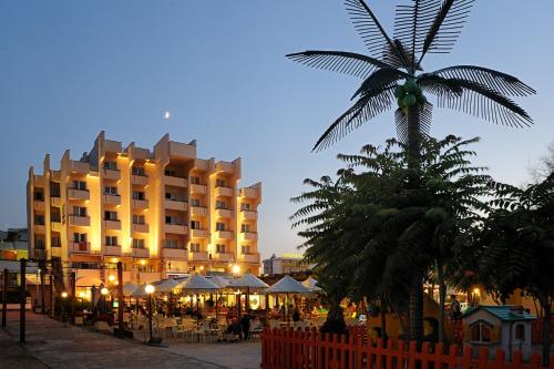 Hotel Life - image 14