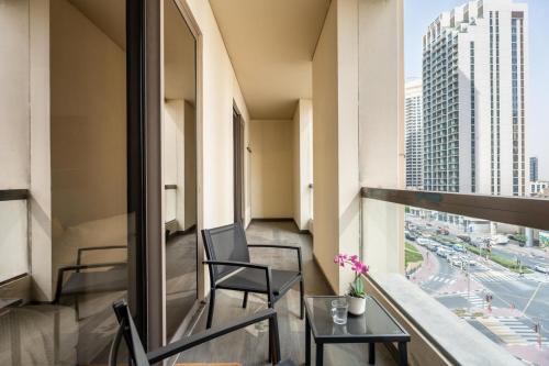 High-End Designer Stay l 4 Bed + Maids Room l JBR, Дубай (фото 2)