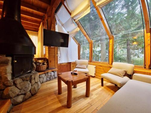 El Remanso - Radal Cabin, Manzano Bay in 비야 라 앙고스투라
