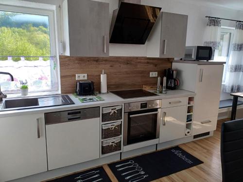 Kitchen, Ferienwohnung zum Finkenbachtal in Rothenberg