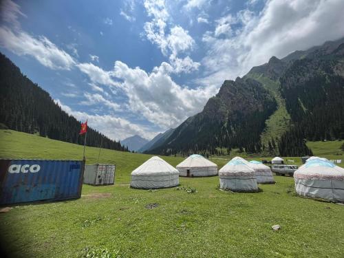 Emin Sky Camp in Teploklyuchenka