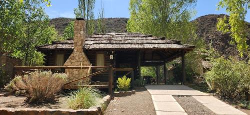 Cabin in Protrerillos near Mendoza River, Potrerillos