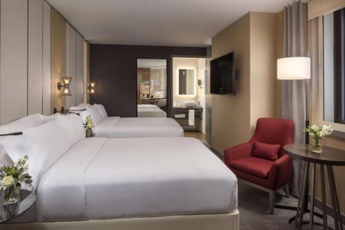 Family Quadruple Room room in NH Collection New York Madison Avenue