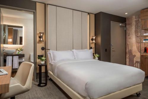 Superior Room image 3