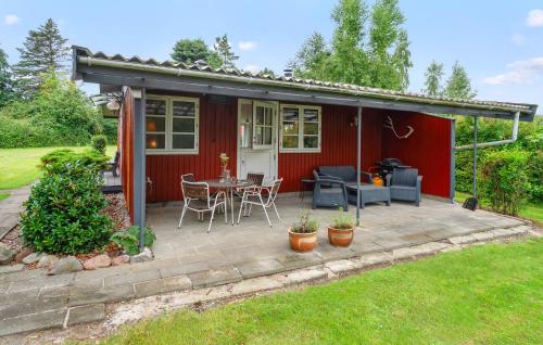  Stunning Home In Præstø With Kitchen in Præstø