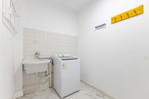 Apartment image 10