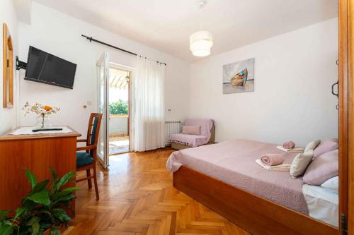 Studio in Starigrad-Paklenica 43596 - Chambre d'hôtes - Starigrad-Paklenica