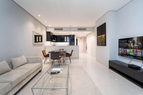 Chic Business Bay 1Bed Retreat with Canal Views, Dubaj (zdjęcie 2)
