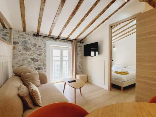 Le Nid de Revennes - séjour cosy dans la vieille ville d'Antibes - image 2