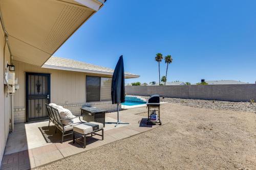 Golfers Oasis! 55 and Sun City West Retreat with Pool in Sun City