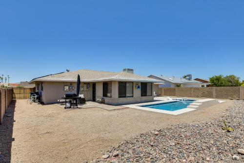Golfers Oasis! 55 and Sun City West Retreat with Pool in Sun City